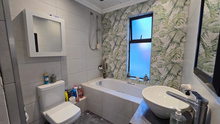 3 Bedroom Property for Sale in Forest Glade Western Cape
